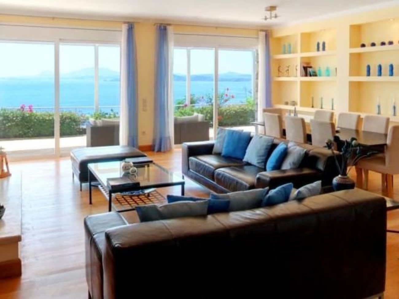 Corfu Luxury Villas 4*