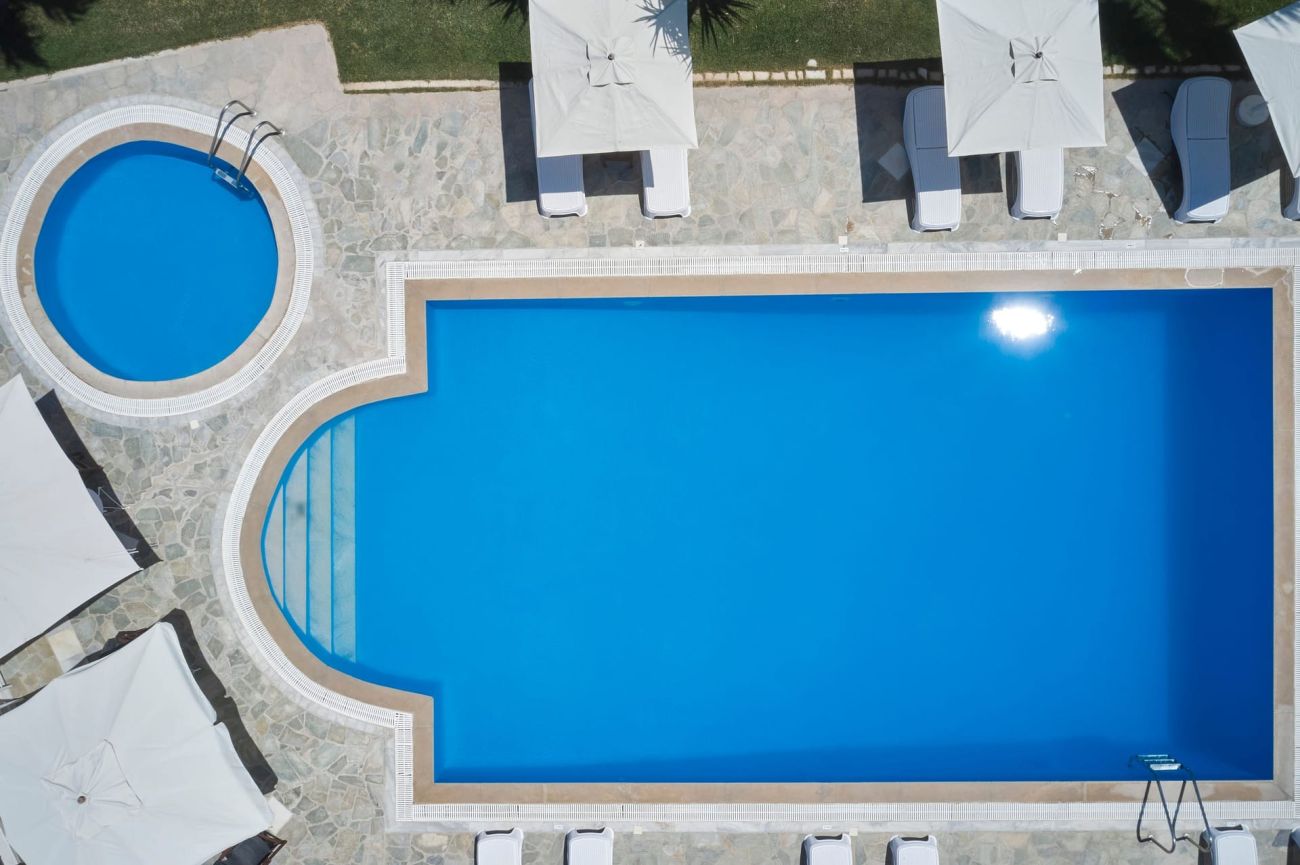 Polos Hotel Paros 3*