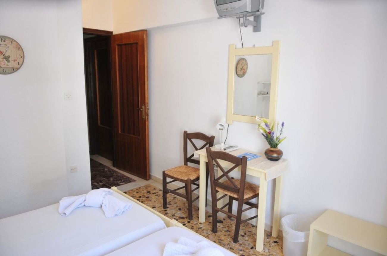 Pension Paros Anna Spanou 3*