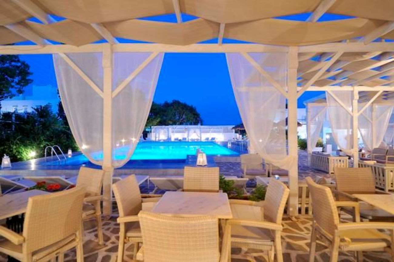 Narges Hotel 4*