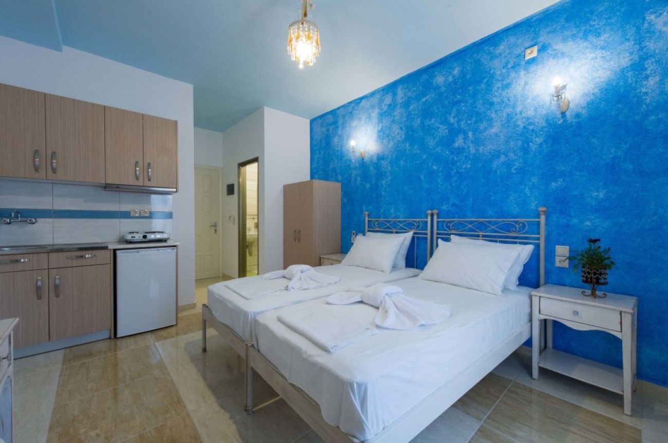 Villa Antonis 3*