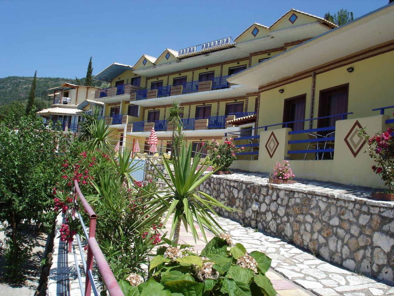 Politia Hotel 3*