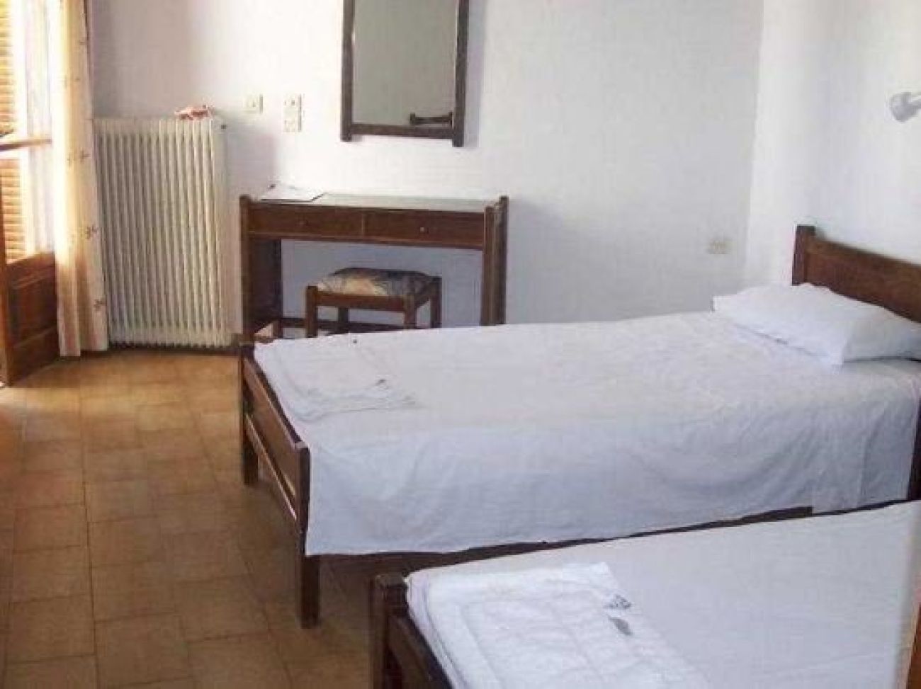 Athos Hotel 2*
