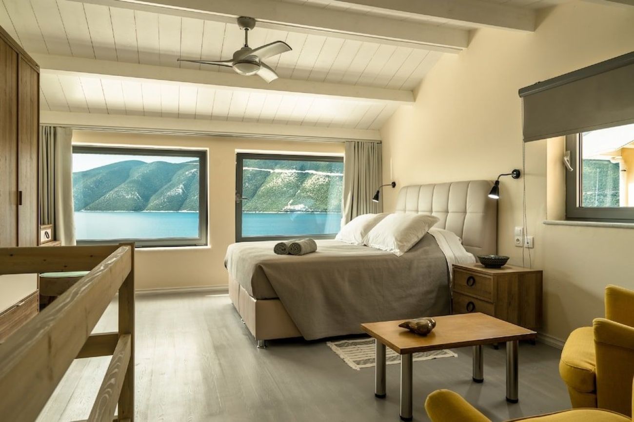 Sappho Boutique Suites 3*