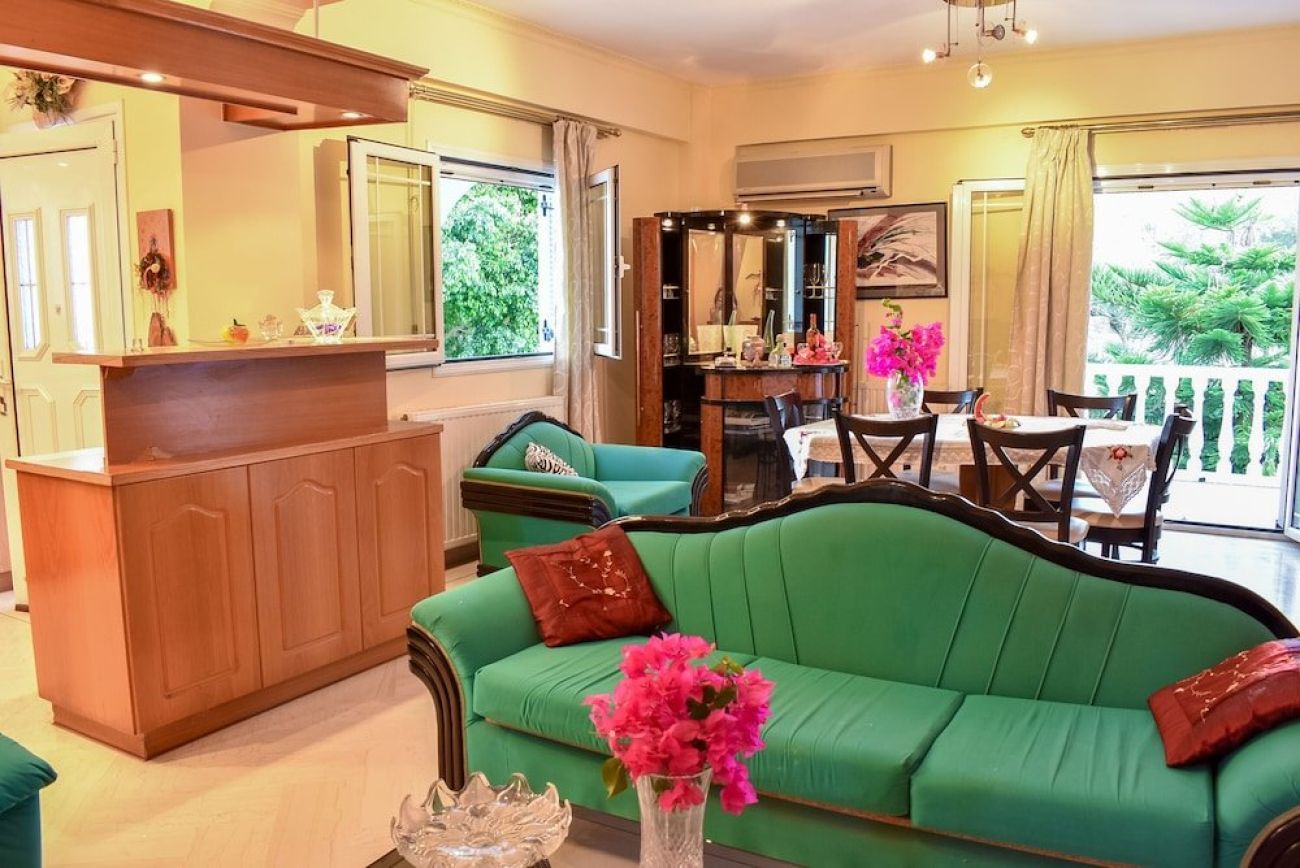 Vicky's Village House 3*