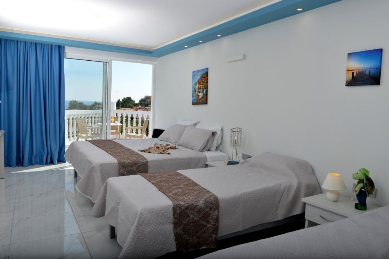 Callinica Hotel 2*