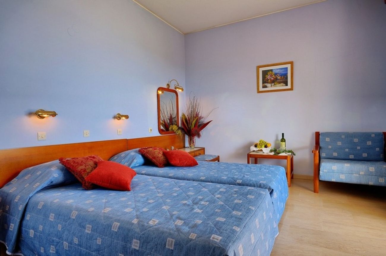 Astir Beach Hotel 3*