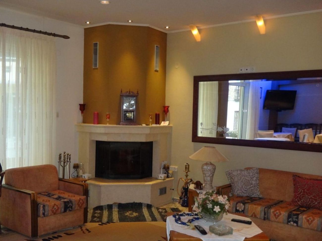 40 Platania Hotel 2*