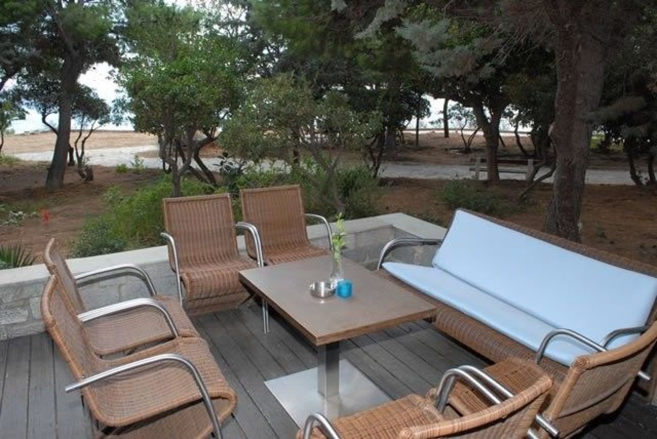 Karystion Hotel 2*