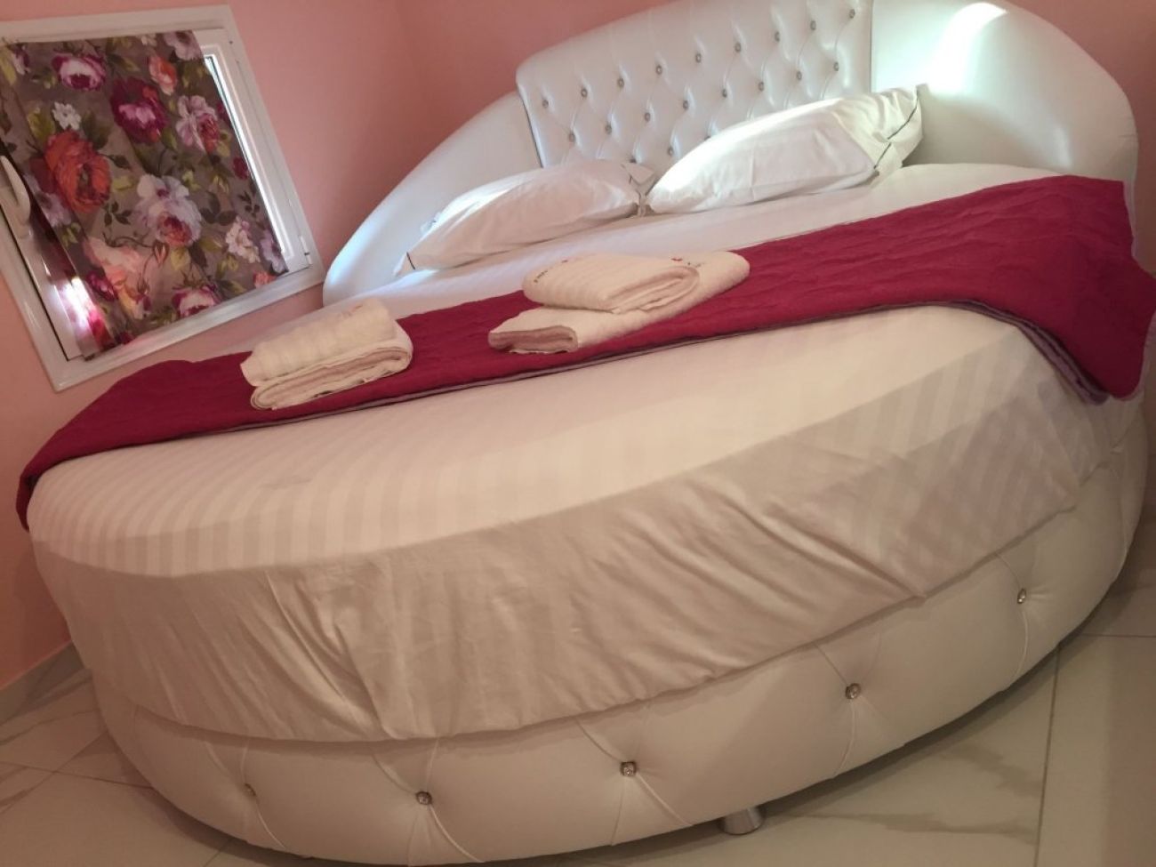 Dream Boutique Apartments 3*