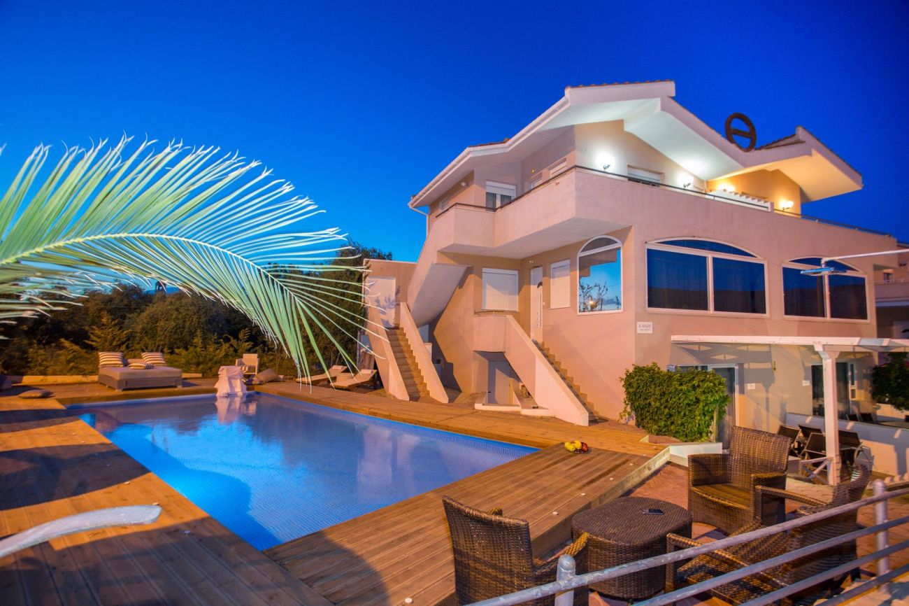 Kapahi Sea View Hotel Apartments
