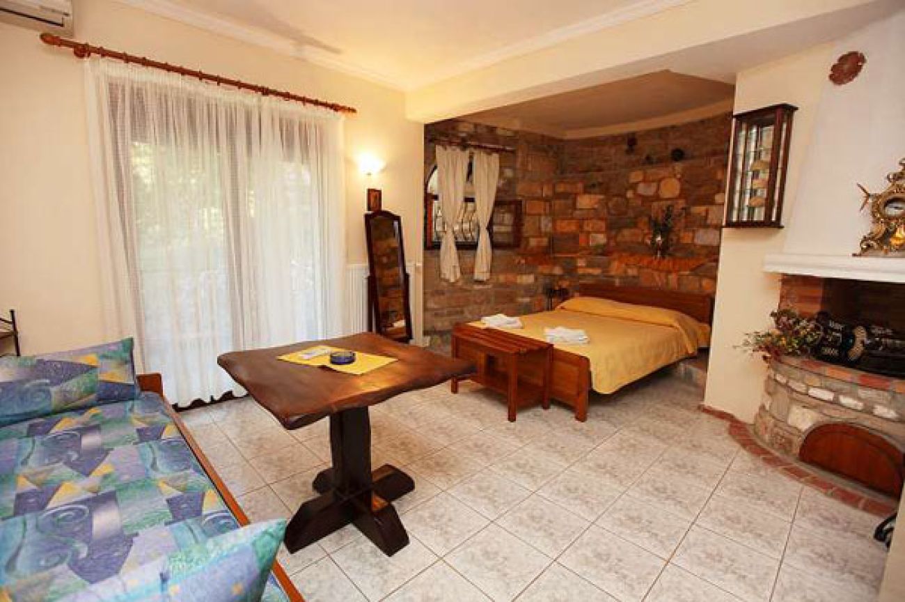 Castle Pontos Hotel 2*