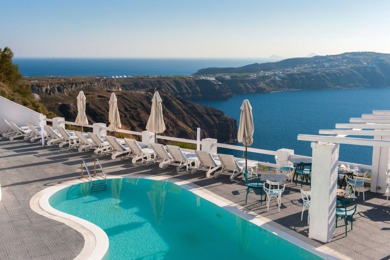 Artemis Suites Santorini 3*