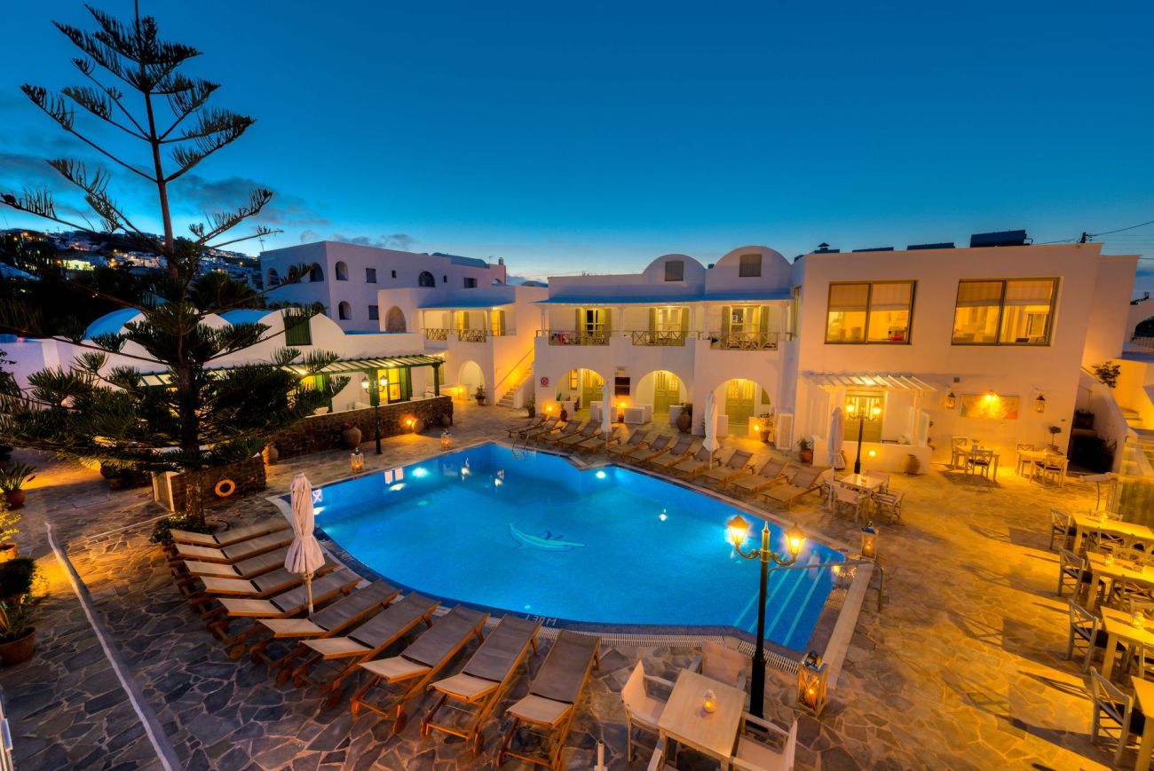 Mathios Village Santorini 3*