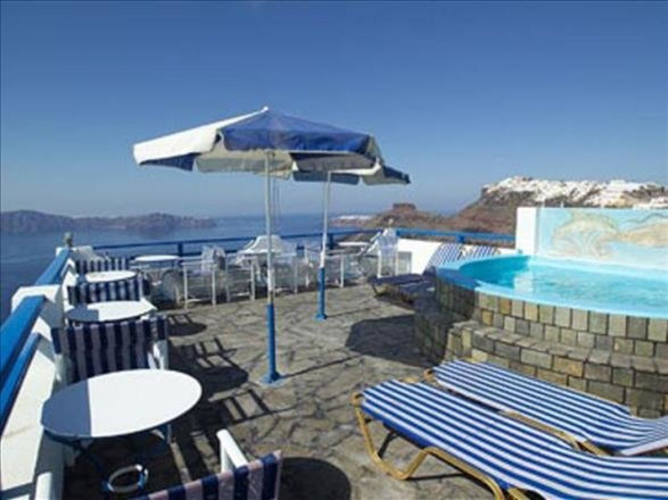 Kafieris Apartments - on the Cliff