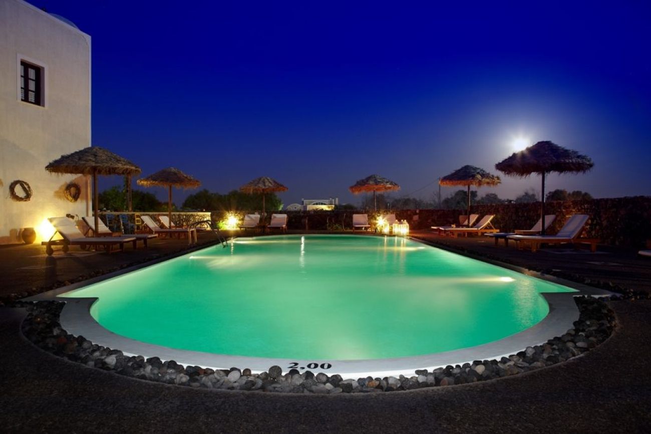 Anna Traditional Apartments Santorini 3*