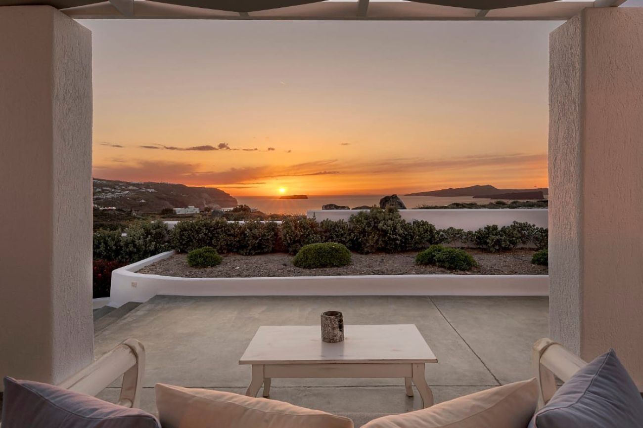 Hemera Holiday Home Villa in Santorini