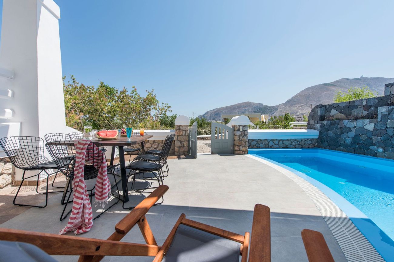 Secret Earth Villas Santorini 4*