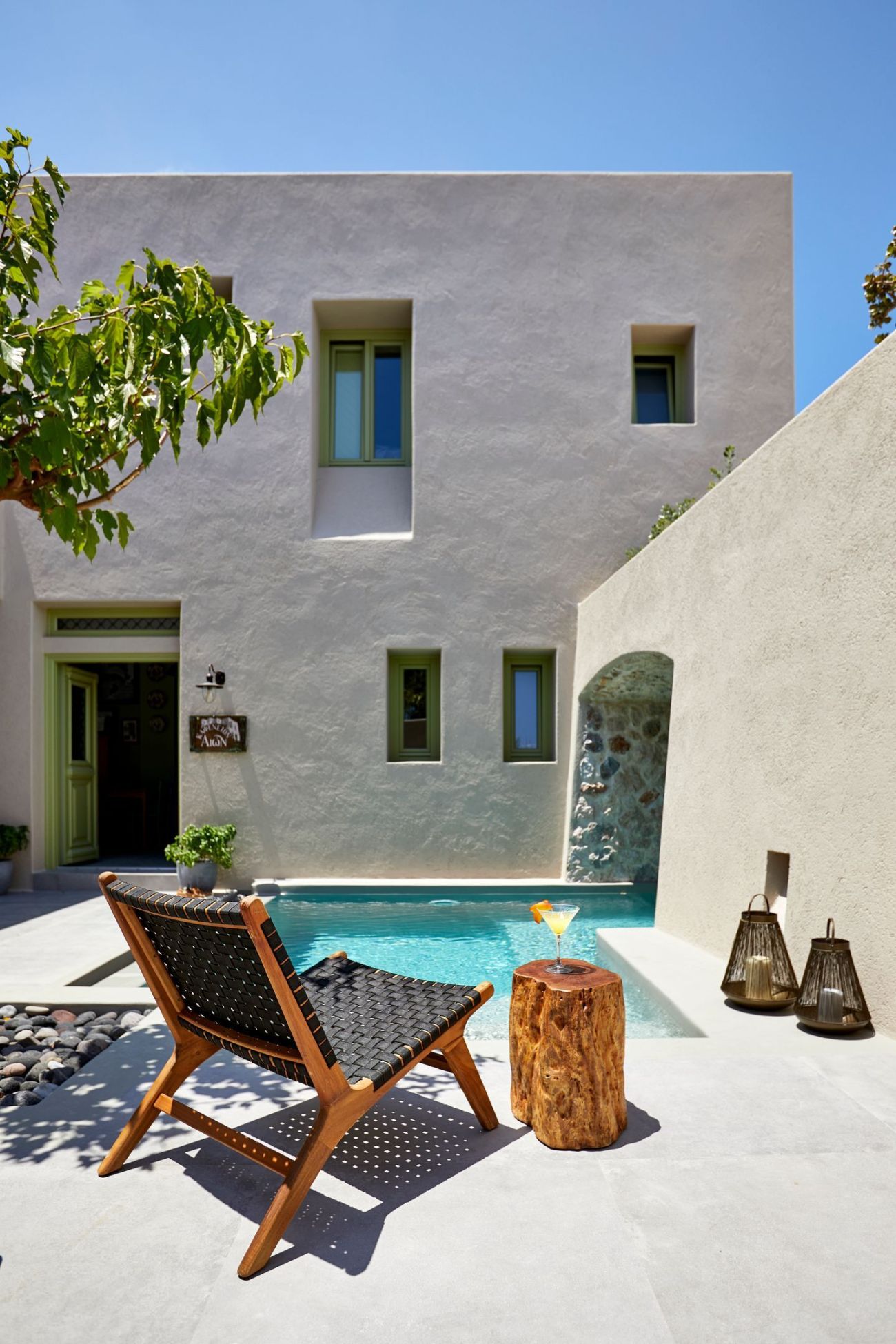 Aeon Suites Santorini 4*