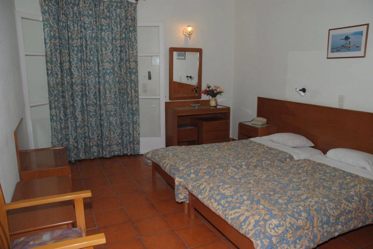 Seabird Hotel 3*