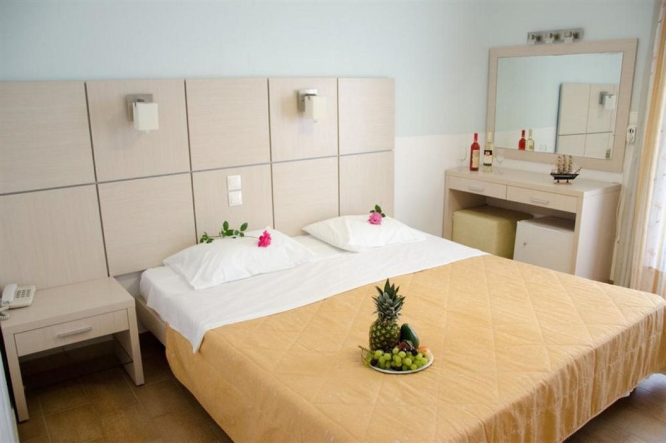 Athos Hotel 2*