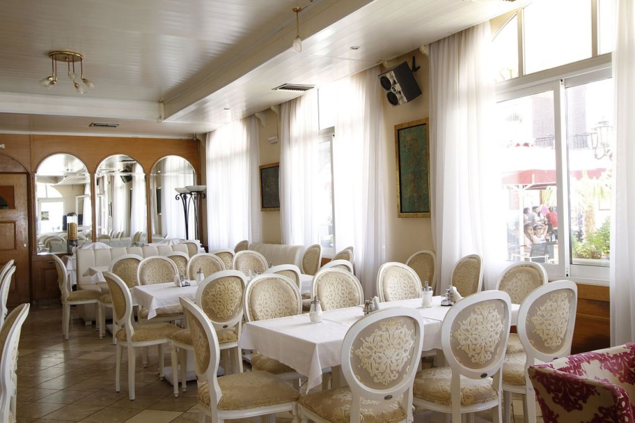 Nirikos Hotel 2*