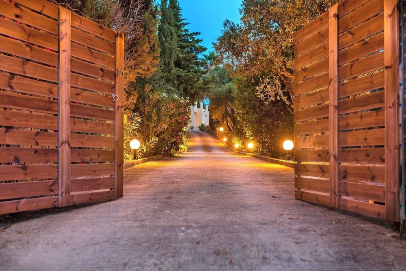 Villa Kardaris 3*