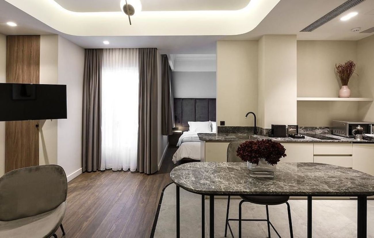 Roomore Apartments
