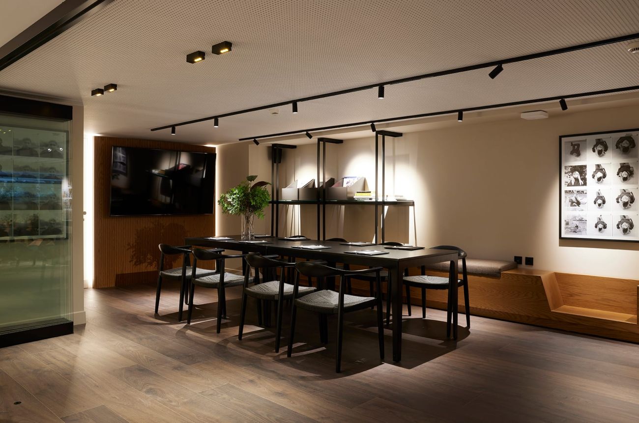 Teight Hotel Thessaloniki 4*