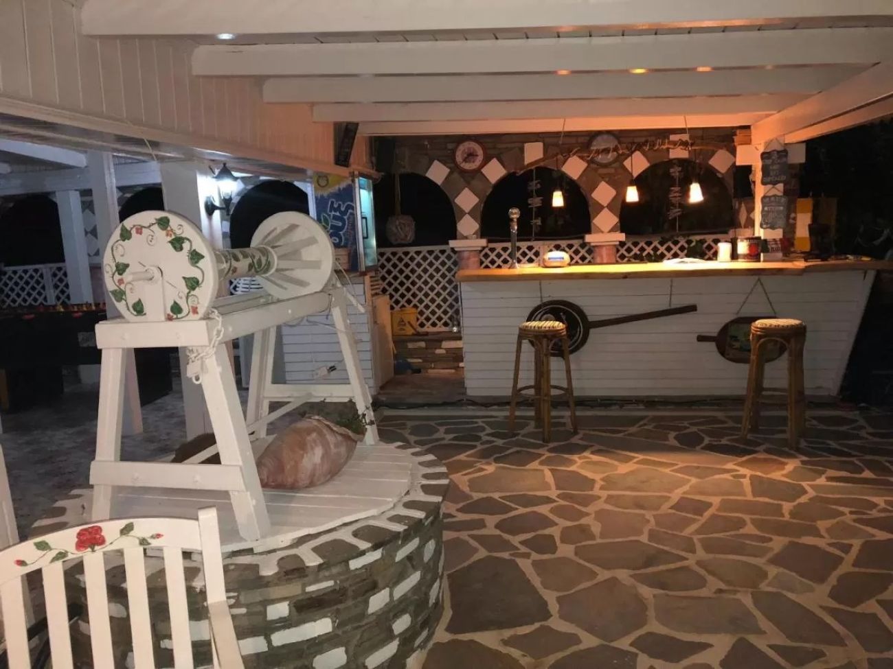 Diaporos Hotel 3*