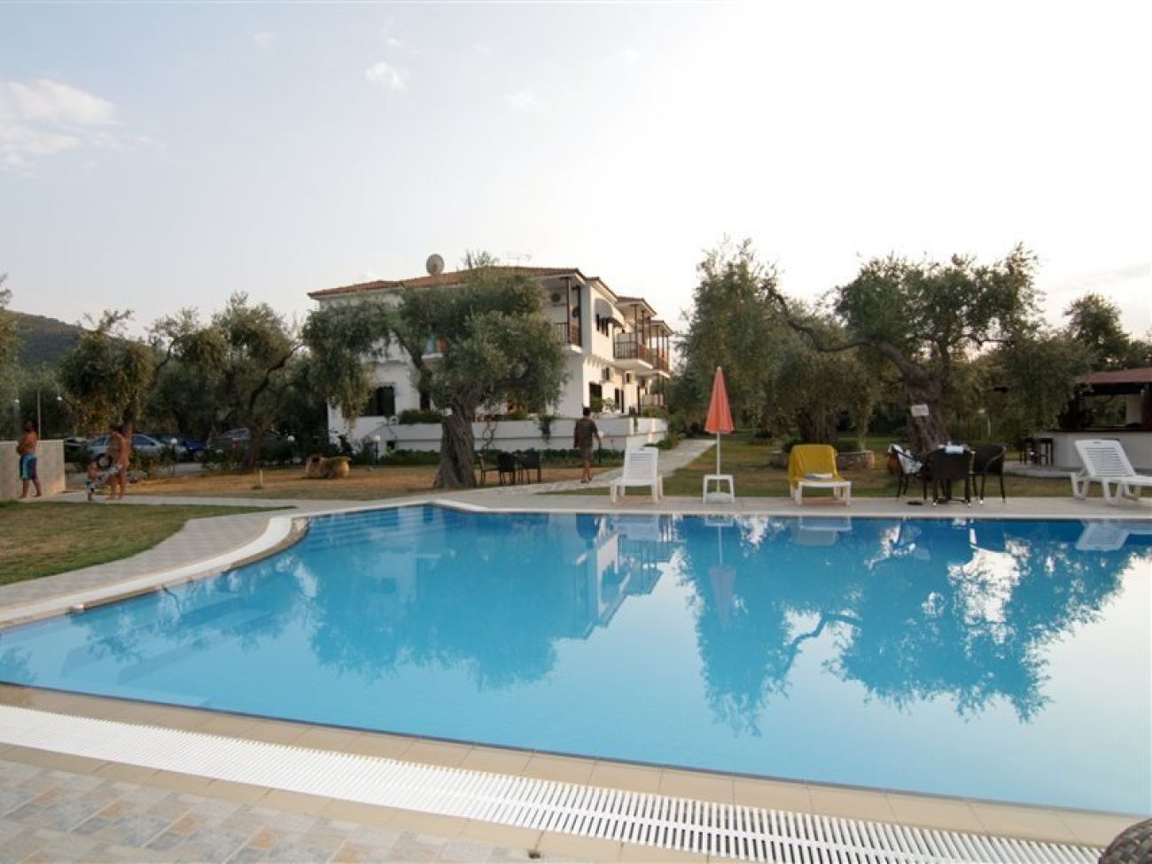 Nefeli Hotel 3*