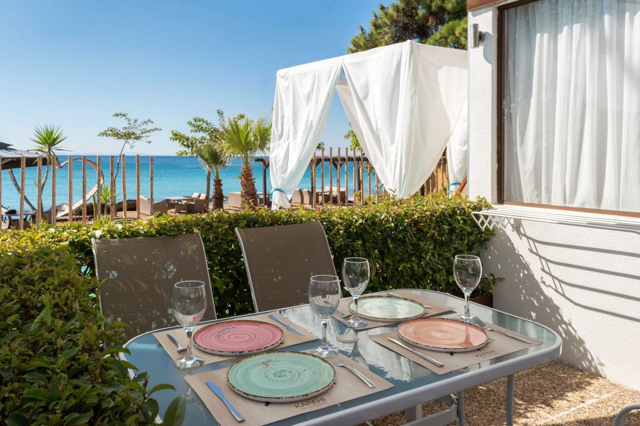 Beach Hotel Kapahi