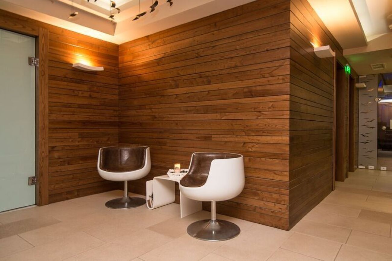 Cosmopolitan Hotel & Spa 4*