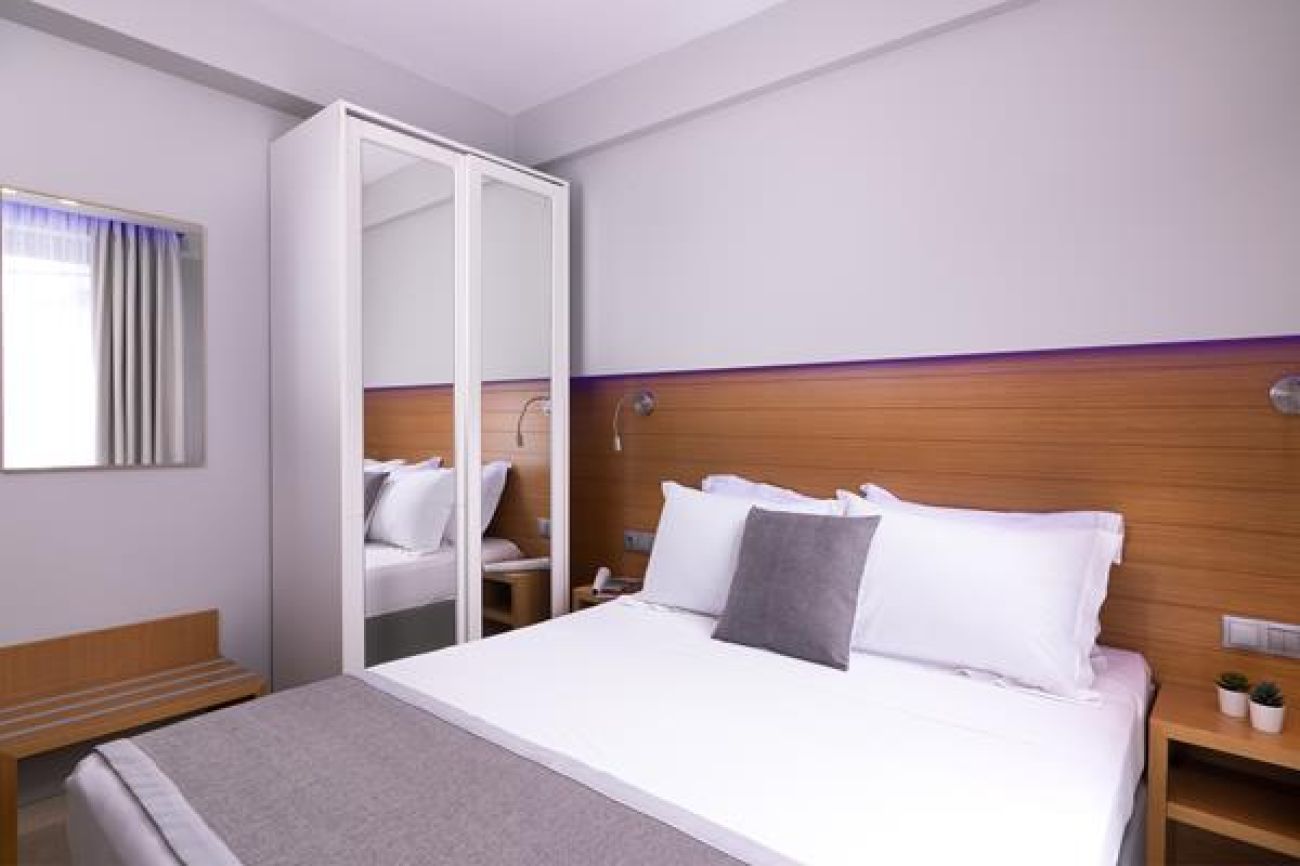 SKS Luxury Suites & Rooms 2*