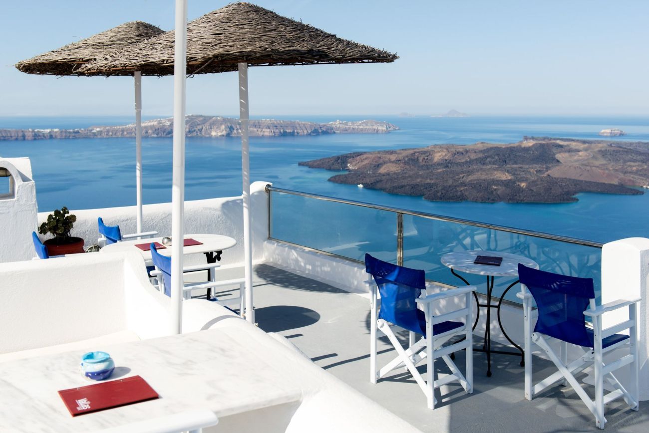 Vallas Apartments & Villas Santorini
