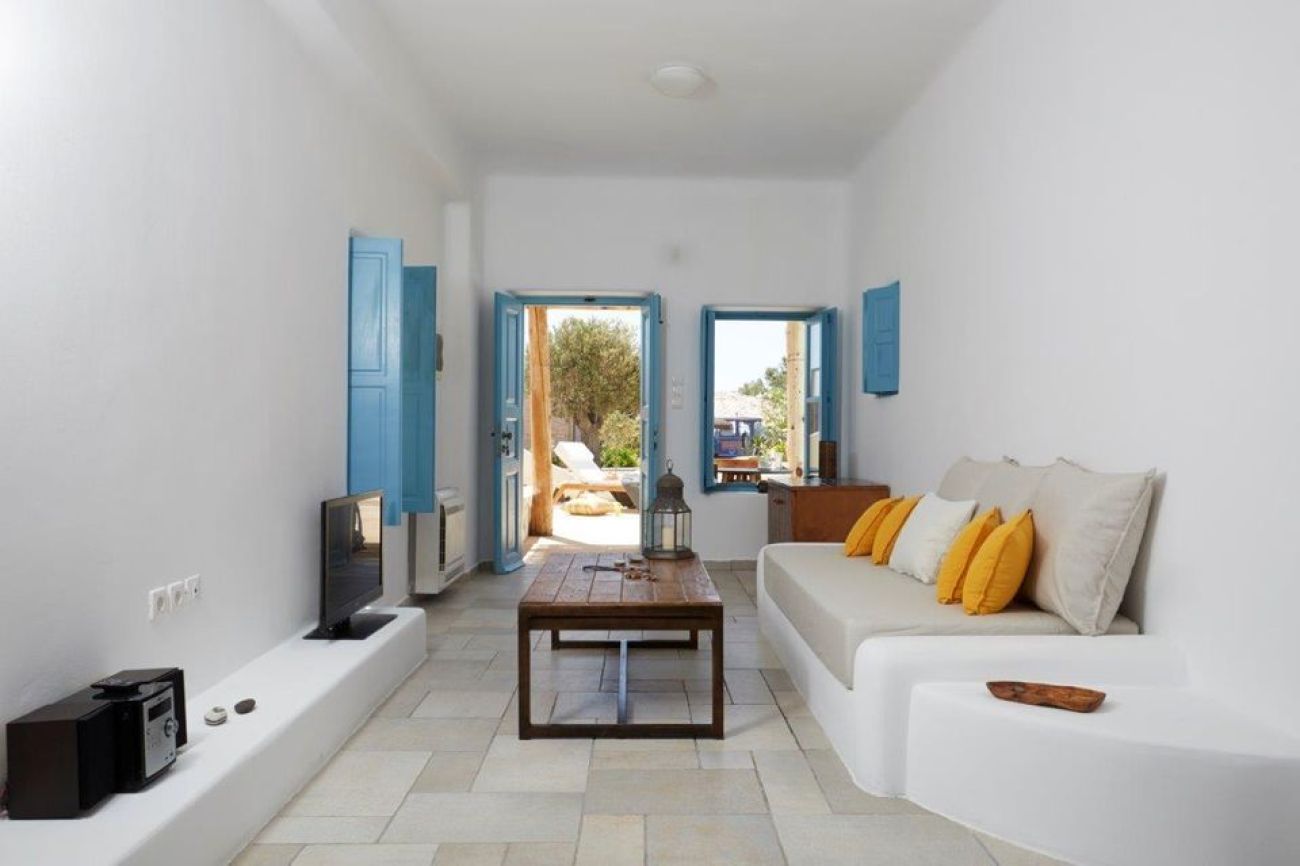 Black Rose Suites Santorini 5*