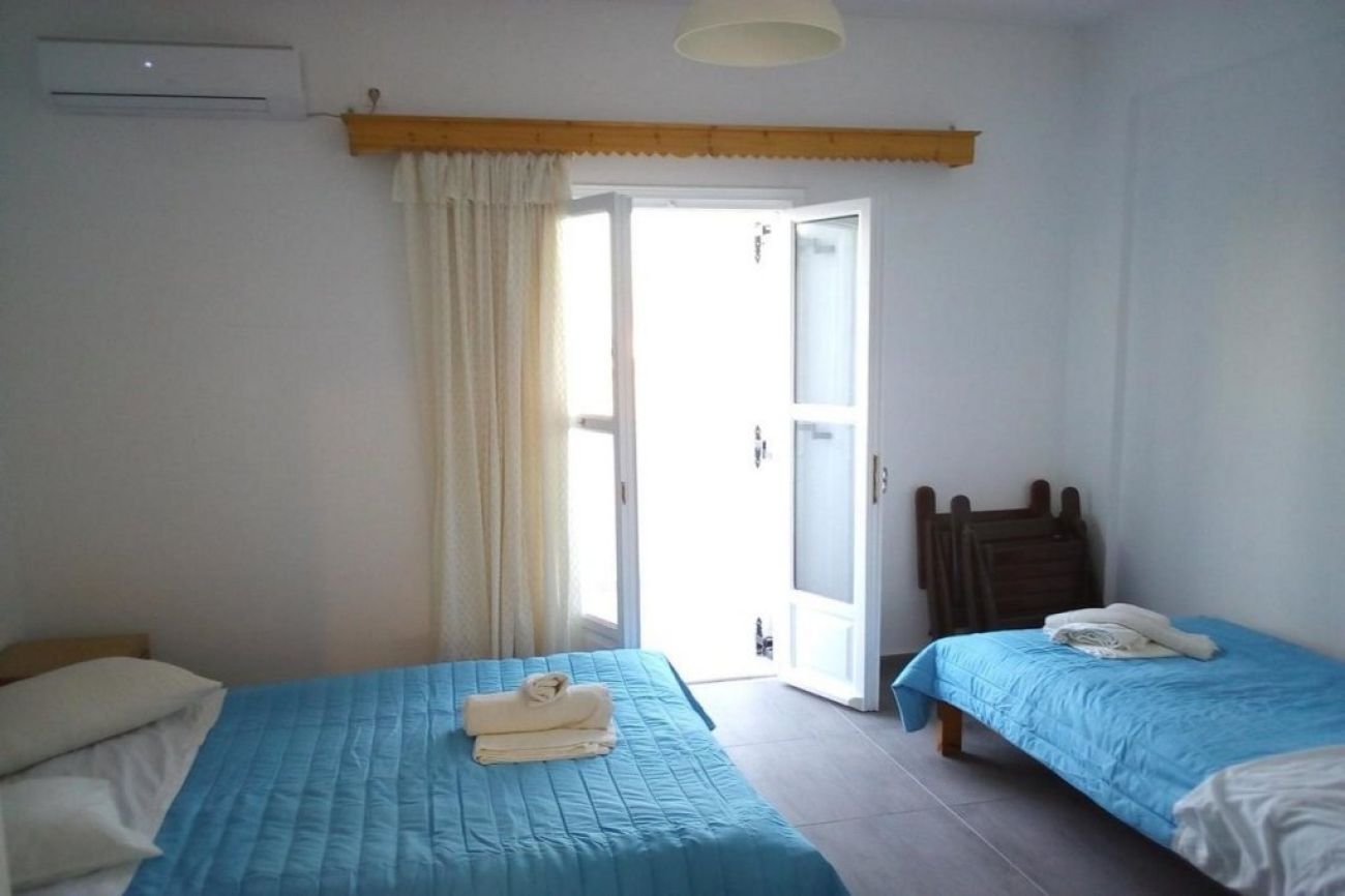 Hotel Perissa 2*