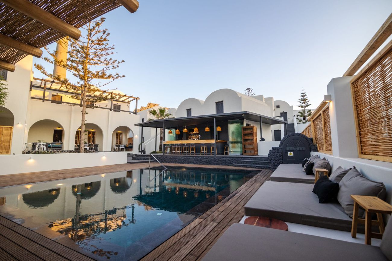 Scorpios Beach Hotel 4*
