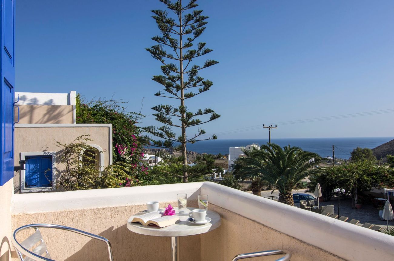 Paradise Resort Santorini 3*