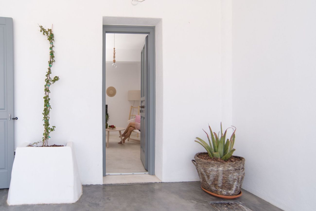 Lagadi Suites