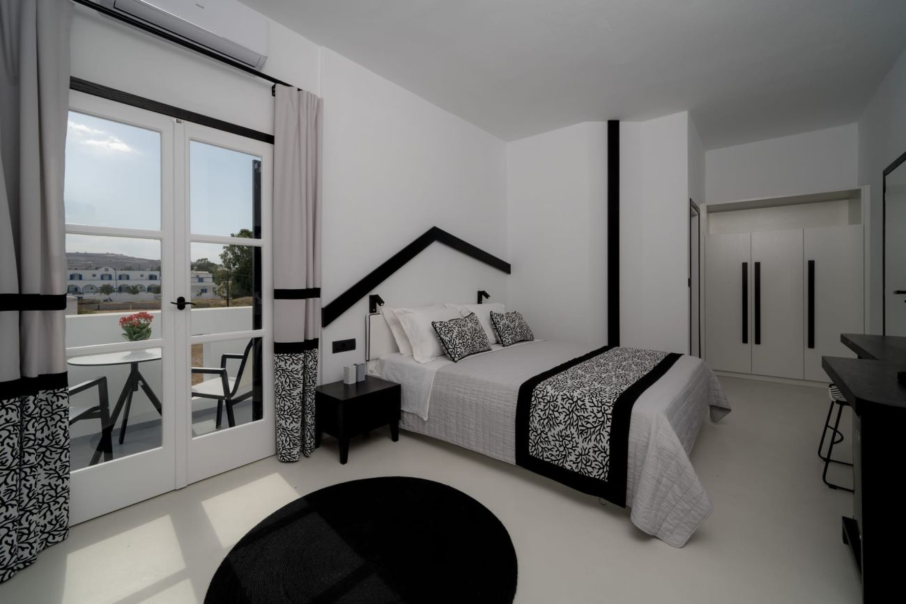 Divelia Hotel Santorini