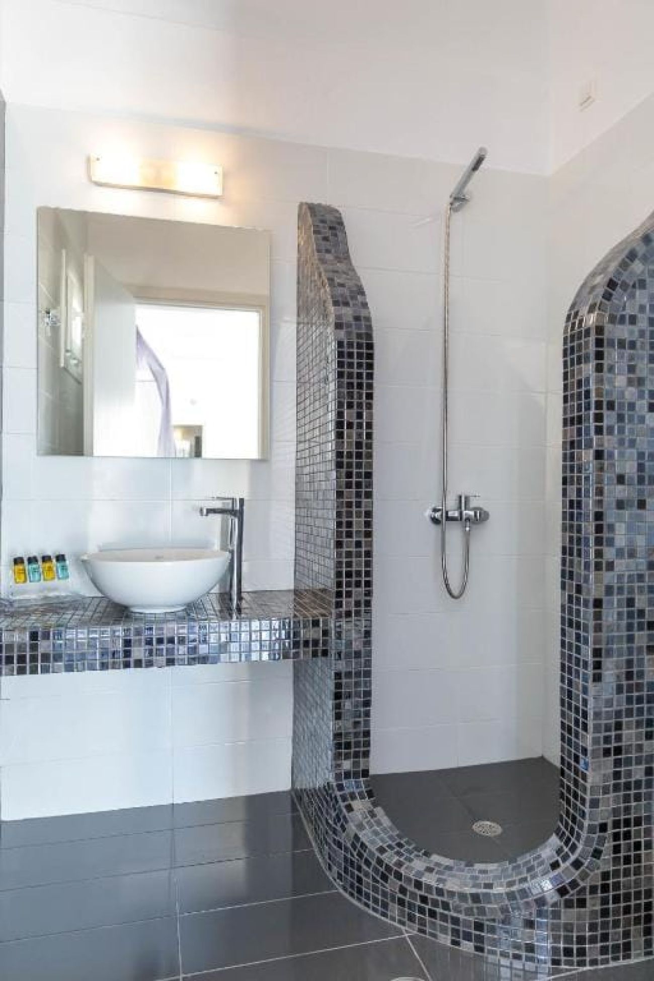 Aigli Villa 2*