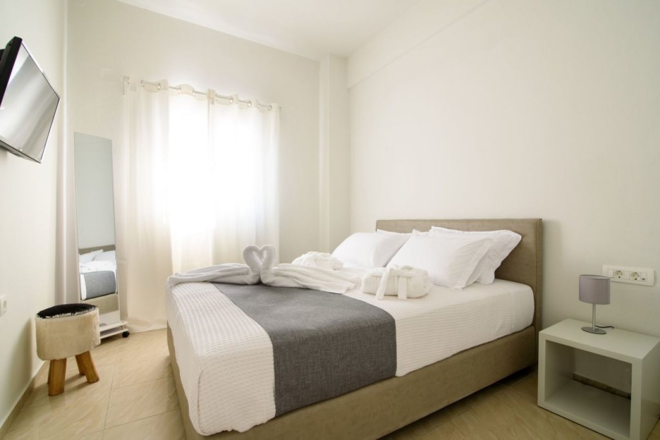 De_naxia Suites 3*