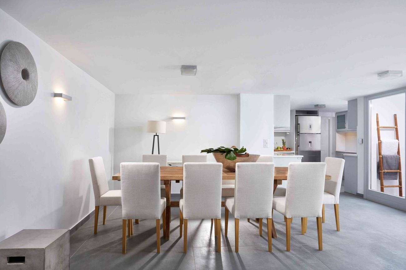 Akrotiri Private Residence 5*