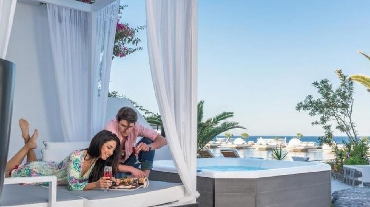 Nikki Beach Resort & Spa Santorini 4*