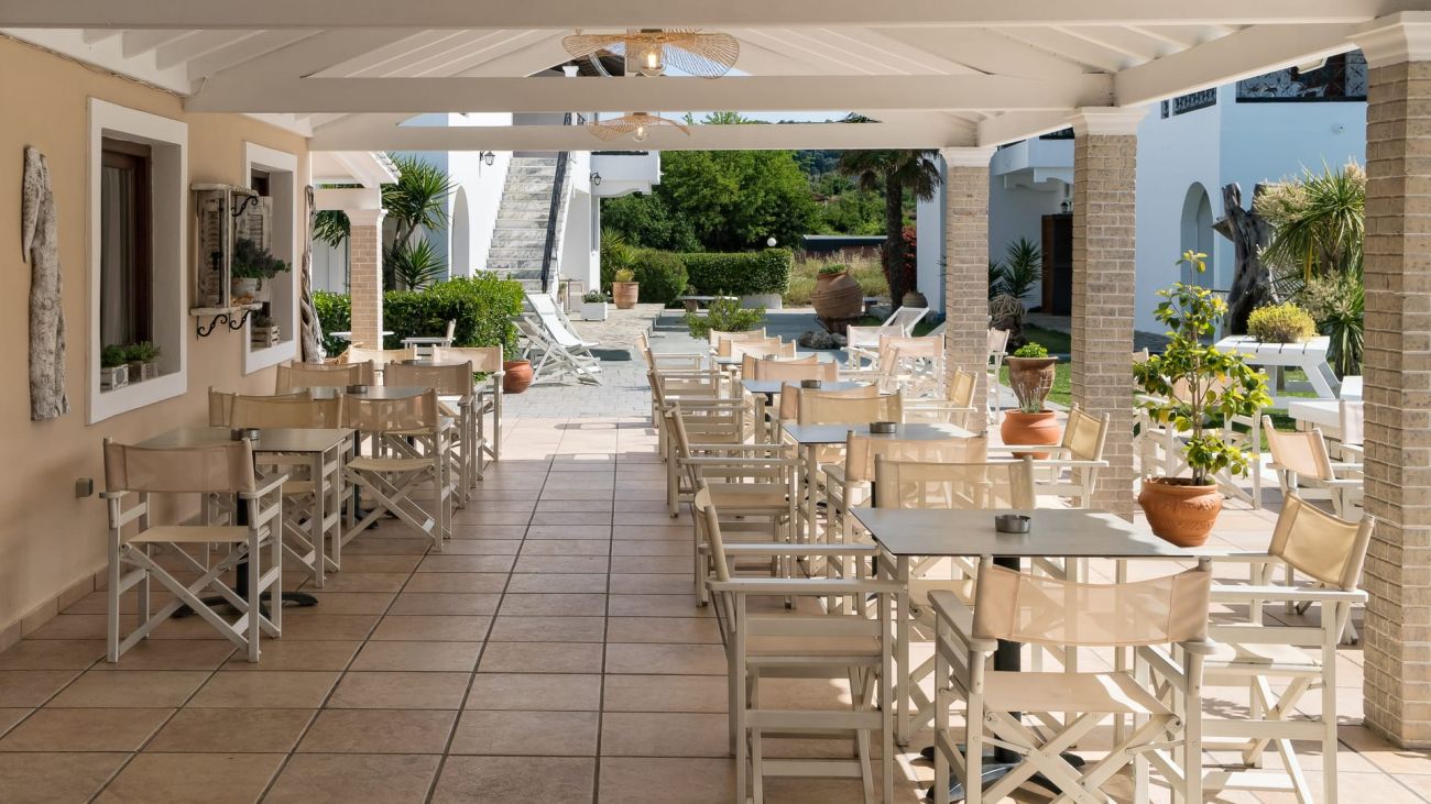 Goudelis Apartments 3*