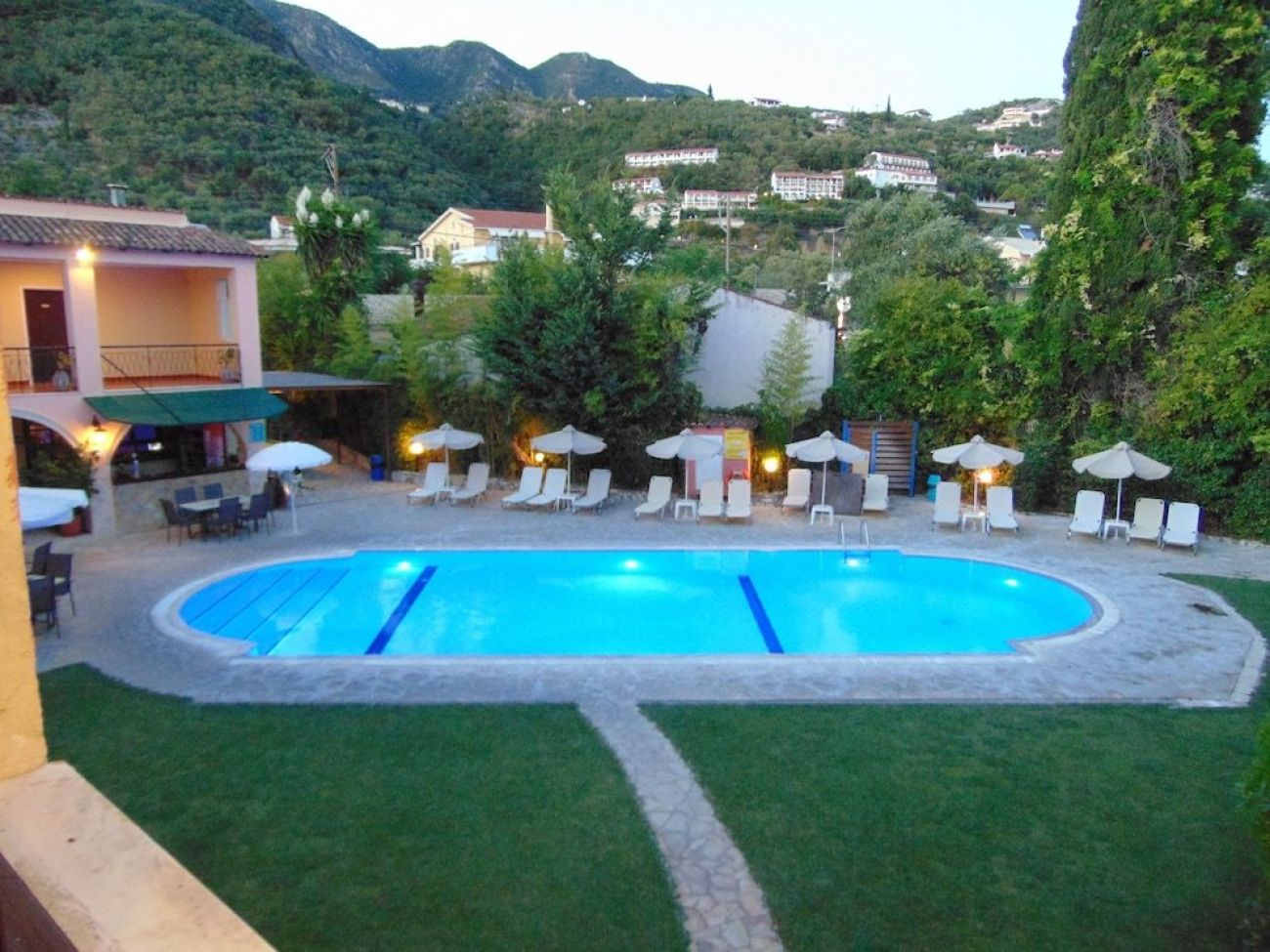 Annaliza Aparthotel 3*