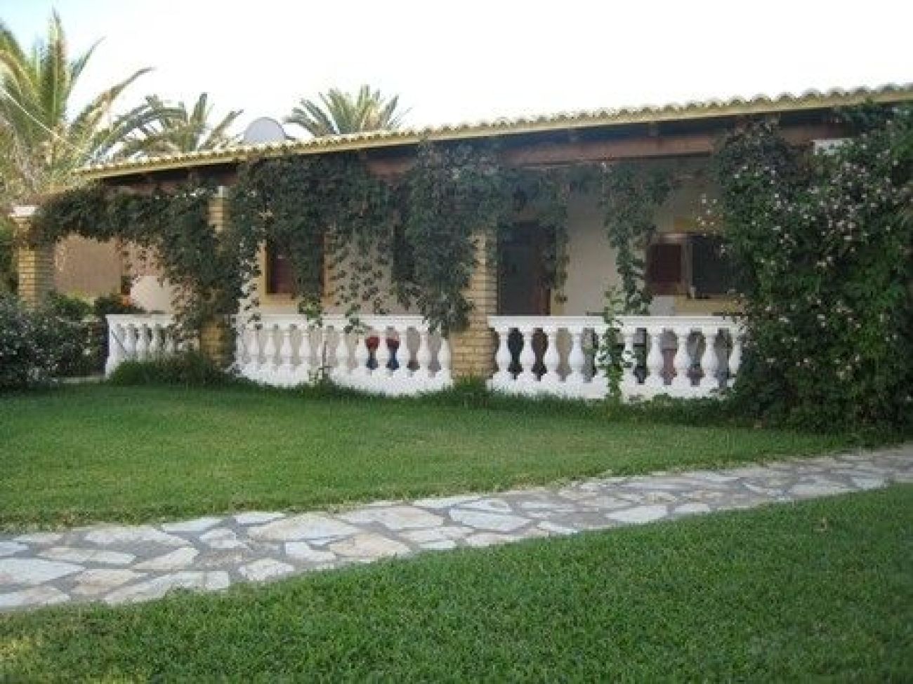 Filorian Hotel Apartments Corfu 3*