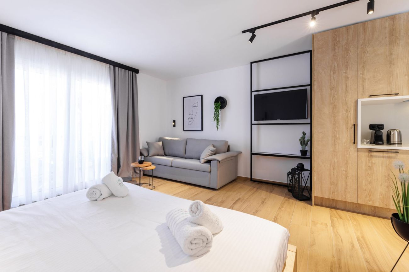 Kentro Luxury Suites