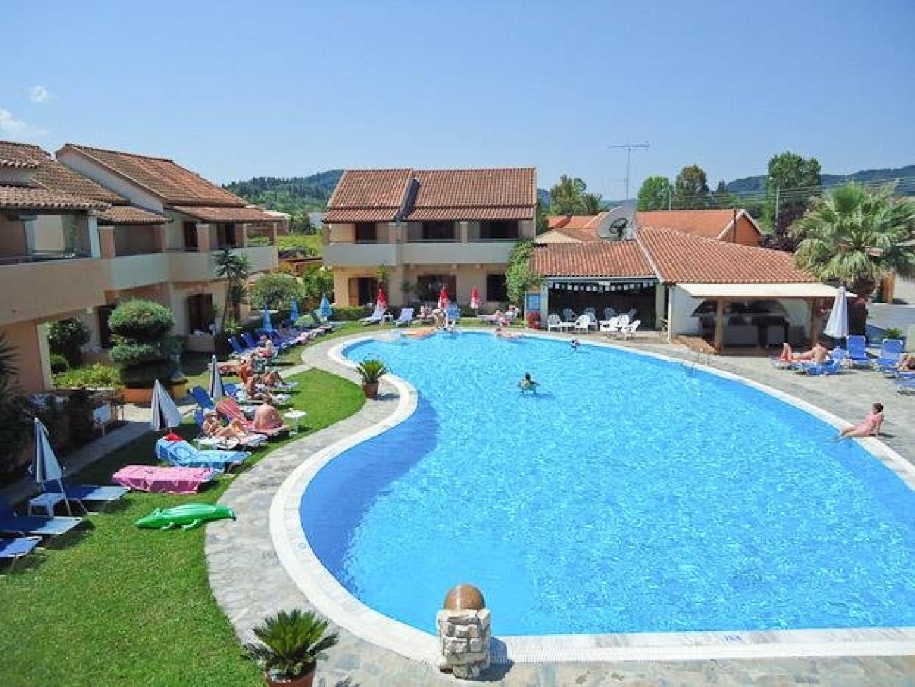 Eleni Apartments
